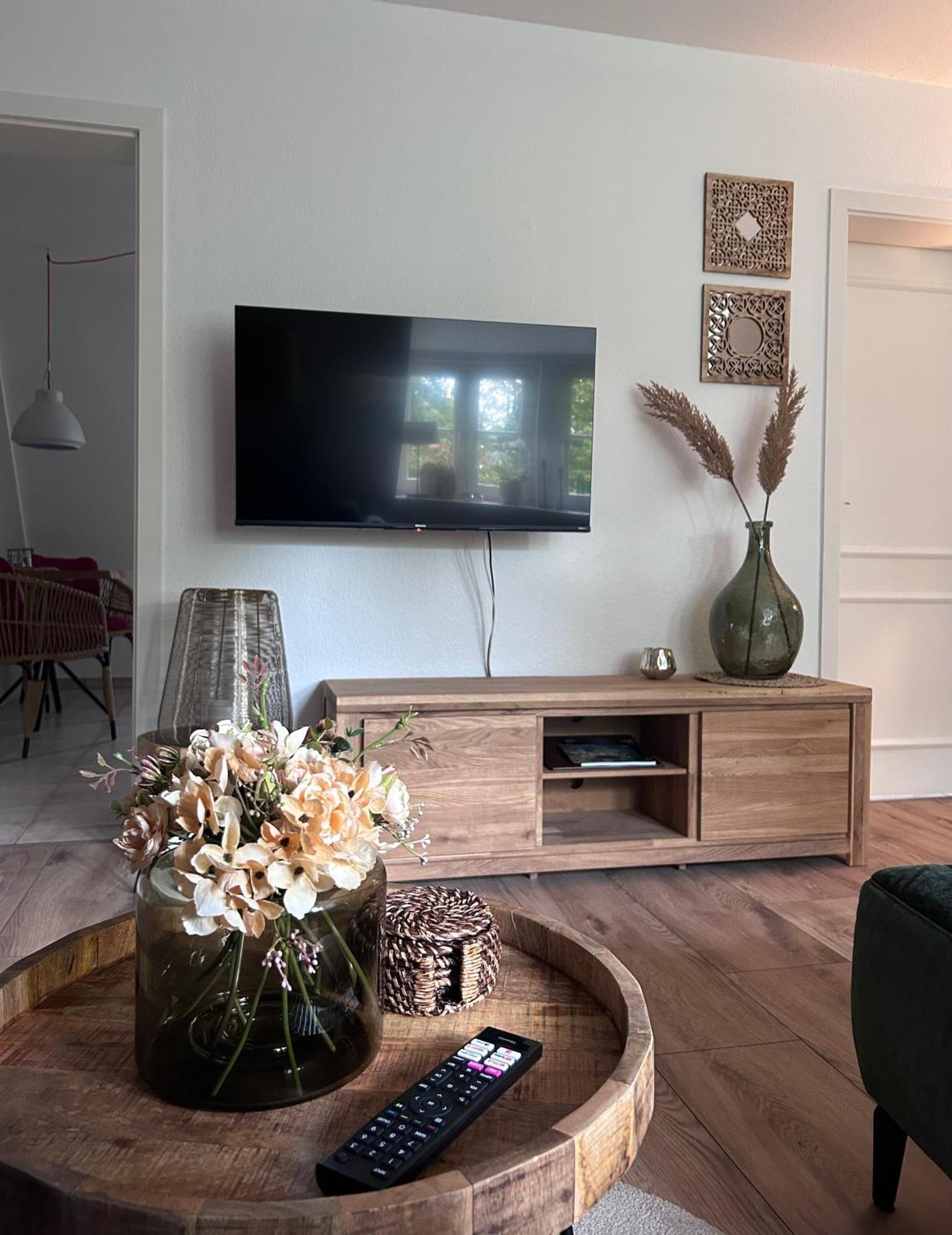 4 Wunderschoene Ferienwohnungen Im Kavaliershaus Schwerin  Ngoại thất bức ảnh
