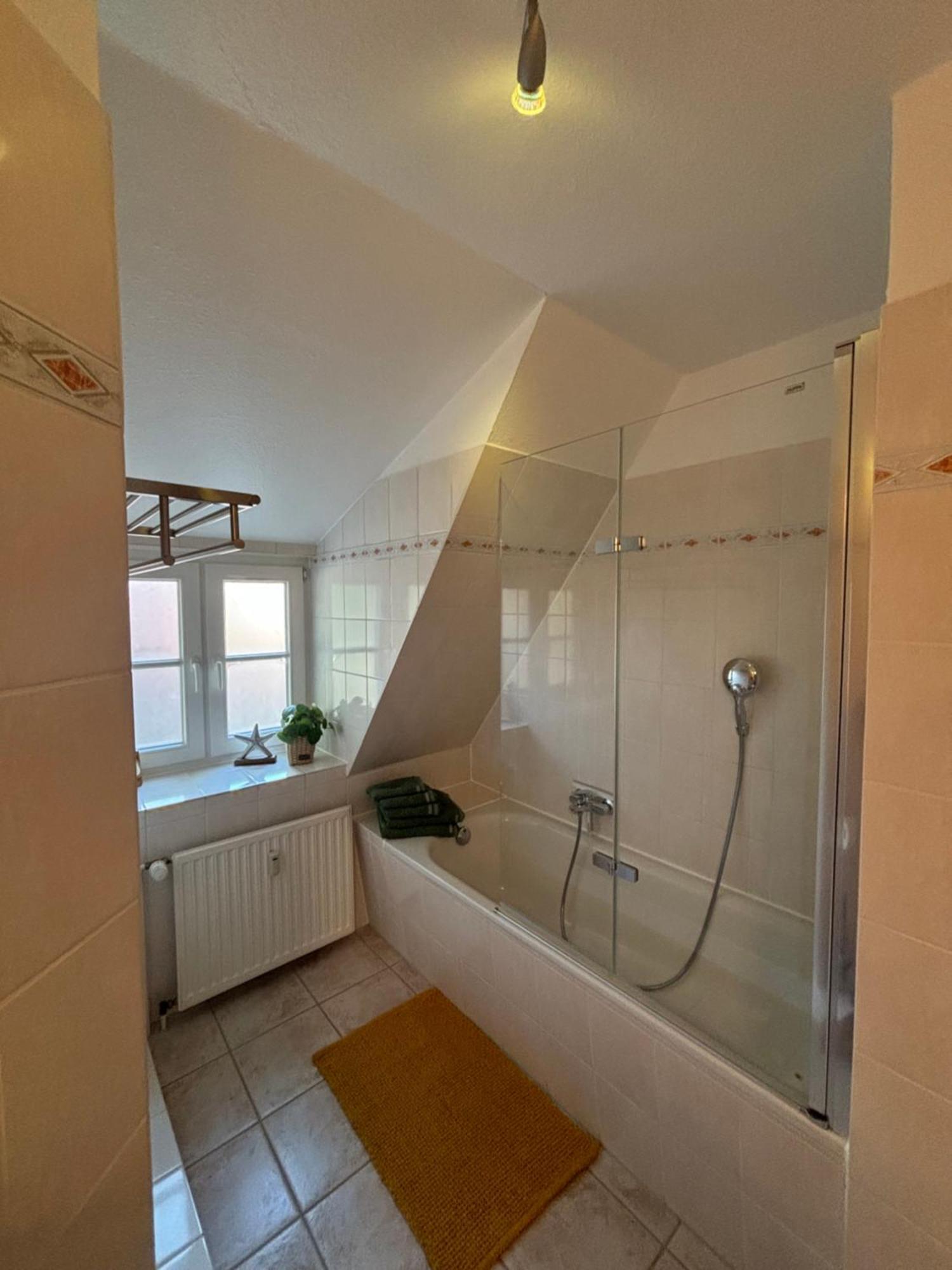 4 Wunderschoene Ferienwohnungen Im Kavaliershaus Schwerin  Ngoại thất bức ảnh